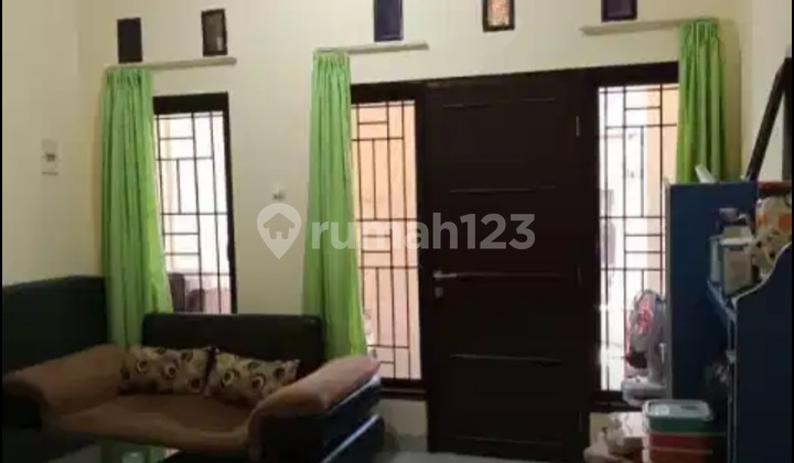 Dijual Rumah Tingkat 1,5 Lantai Perumahan Daerah Pedurungan Lor, Semarang 2