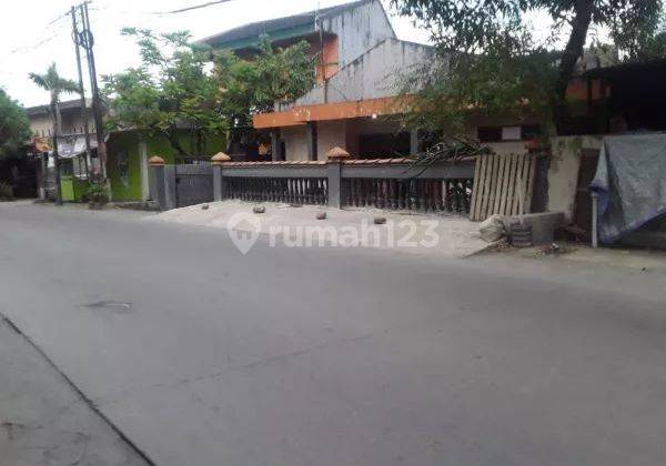 Rumah Jl Emy saelan poros (13x18 mtr) SHM 1
