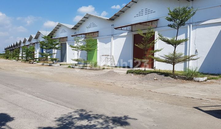 Gudang Baru strategis jl Ir Sutami Makassar 15x26 mtr