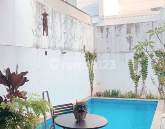 Citraland Celebes Golden garnet 8x20 mtr private pool 