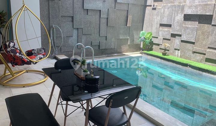 Rumah Mewah Plus Kolam Renang Bukit Baruga Makassar
