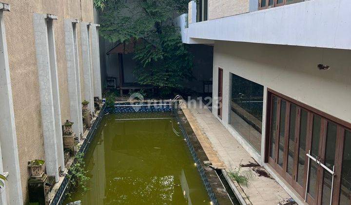 Rumah Mewah Plus Kolam Renang Dekat Jl Cendrawasih Dan Tanjung Bunga Makassar Butuh Renovasi 2