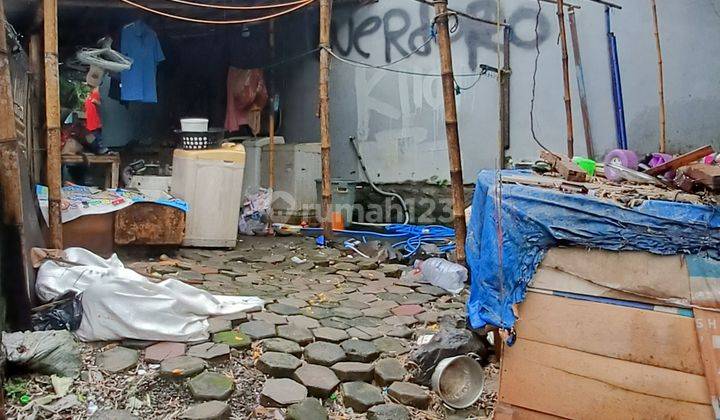 Rumah Lama Hitung Tanah di Pondok Ranggon Pinggir Jalan Raya Zona Ungu 1