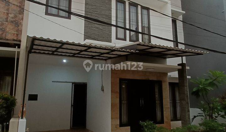 Rumah Town House Gerbang Jalan Raya Kahfi 2  1