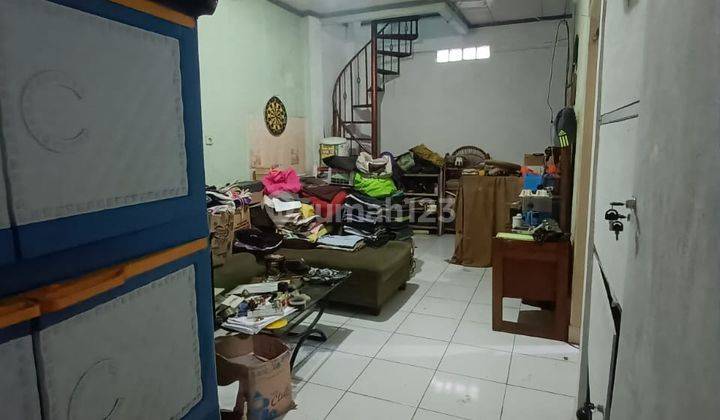 Rumah dekat Stasiun Tebet Bebas Banjir Akses Mudah Lingkungan Bersahabat 2