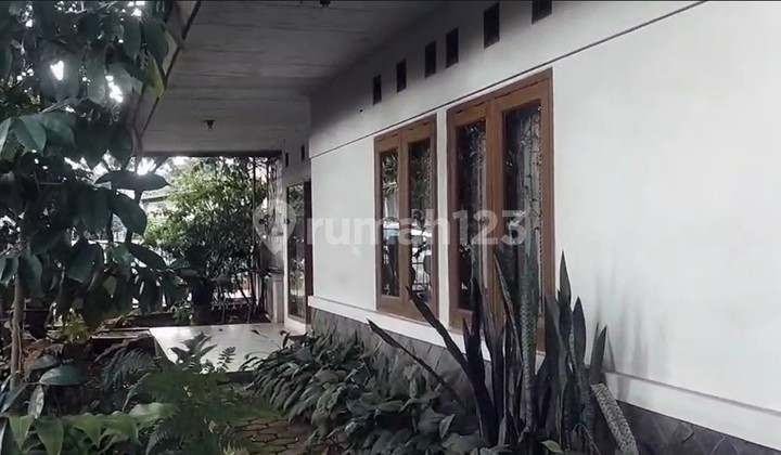 Rumah Huk Gunung Batu Pasir Kaliki dekat Simpang Terusan Pasteur Dr Djunjunan 2