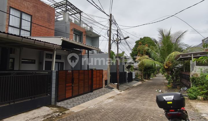 House Still New in Bukit Nusa Indah, Flood-Free, Near Sudimara Station and Toll Road.