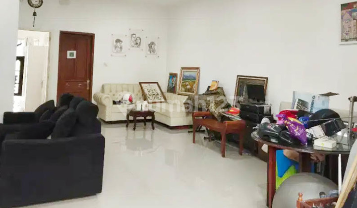 Comfortable House in the Marine Complex, Duren Sawit, East Jakarta 2