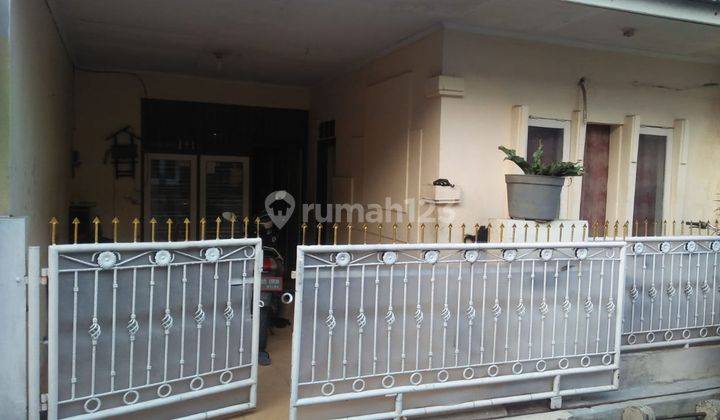 Di Jual Rumah di Cempaka Putih Barat, Jakarta Pusat 1