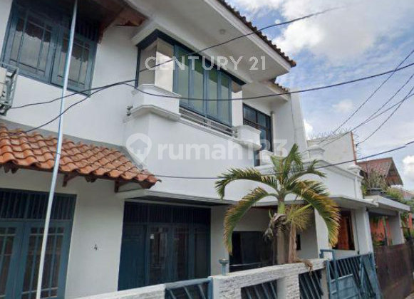 Rumah Disewakan di Jl Cipinang Baru Security 24 Jam Rumah Disewakan di Jl Cipinang Baru Security 24 Jam