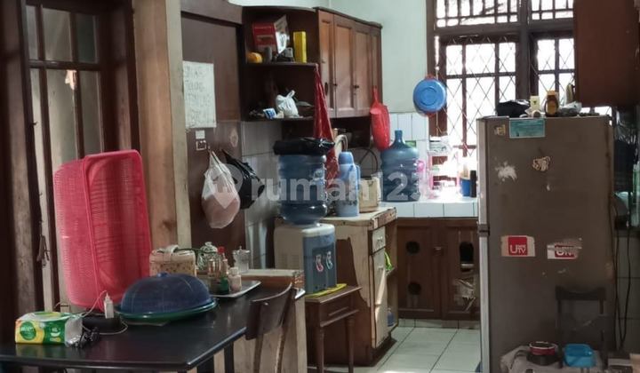 Dijual Rumah Tua Hitung Tanah di Ciracas Jakarta Timur 2