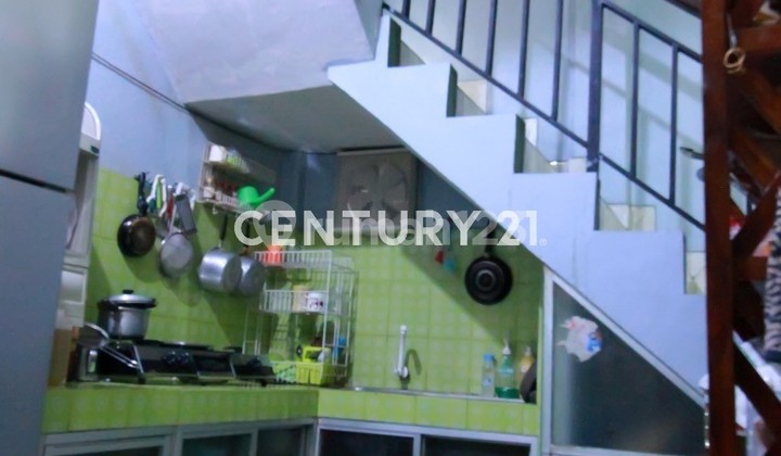 Dijual Rumah Siap Huni 2 Lantai Daerah Kalibata Jakarta Selatan 2