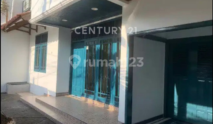 House for Rent on Jl Cipinang Baru, 24-Hour Security. 2
