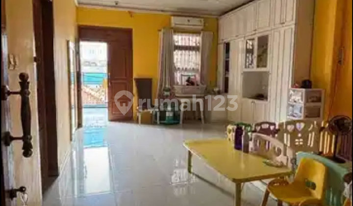 Beautiful and Luxurious House in Tebet Barat, South Jakarta 2