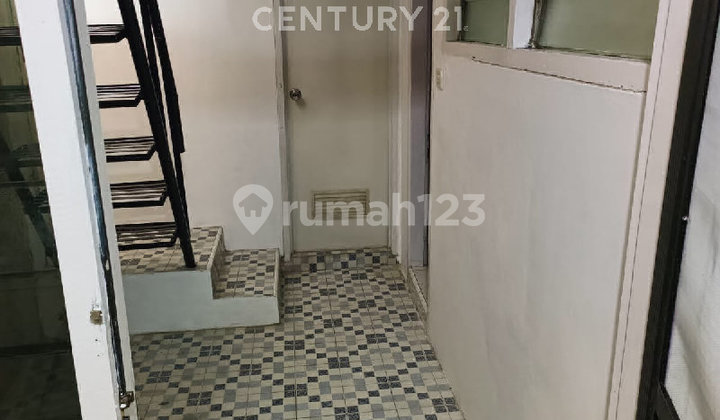 Rumah Satu Lantai di Pulomas Dkt Rs Omni One Gate System 2