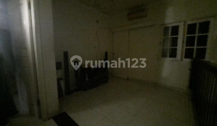 Dijual Rumah Siap Huni Raffles Hills  2
