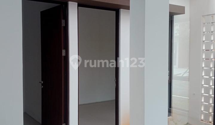 Unoccupied House Near Cisauk Unoccupied House Near Cisauk