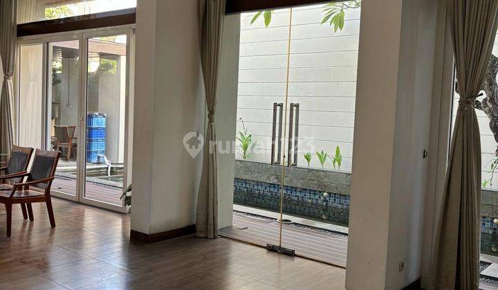 Rumah Bagus Semi Furnished di Jalan Pinisi Permai, Jakarta Utara 2