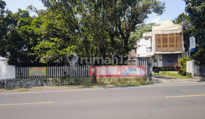 House on Jl. Raya Bandung - Cianjur Suitable for Office House on Jl. Raya Bandung - Cianjur Suitable for Office