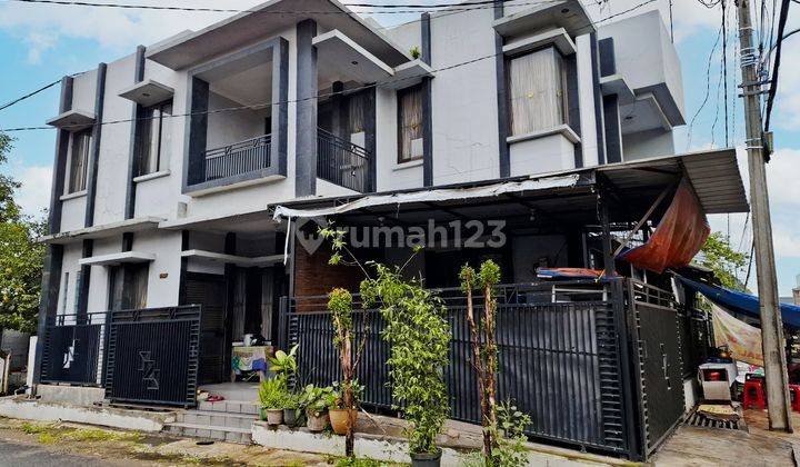 Rumah 2 Lantai Bagus Siap Huni di Komplek Griya Bandung