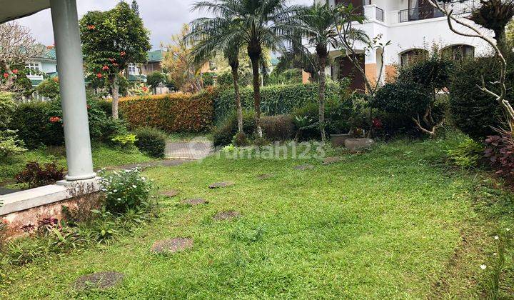 Villa Nyaman Suasana Tenang Udara Segar Di Cipanas PuncaK 4