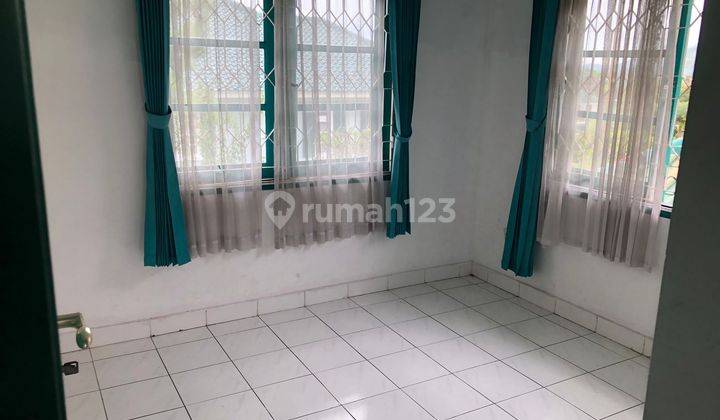 Villa Nyaman Suasana Tenang Udara Segar Di Cipanas PuncaK 16