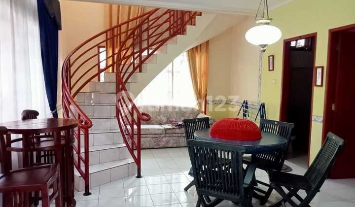Banting Harga di Bawah Njop Villa Siap Huni di Kota Bunga Puncak