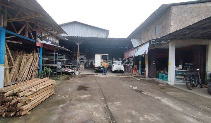 Toko Bangunan Masih Beroprasi Menguntungkan di Cibeber Cianjur 6
