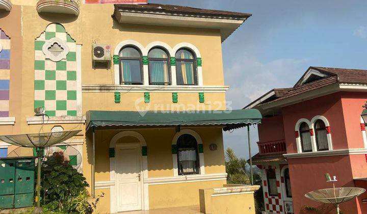 Cepat Vila Nyaman Pemandangan Memuaskan Mata di Kota Bunga Puncak