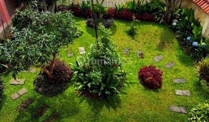 Villa Modern Mewah 2 Lantai Bagus Ada Kolam Renang Siap Huni 2