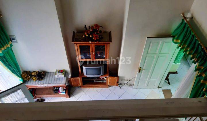 Villa 2 Lantai Bagus Murah di Green Apple 2