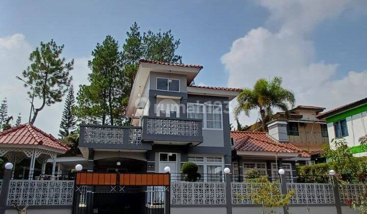 Villa 2 Lantai Bagus Siap Huni di Villa Kota Bunga 1