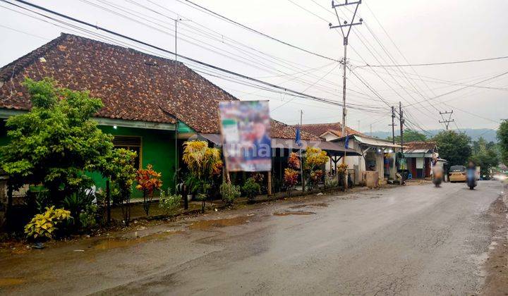 Rumah Bagus Luas Samping Jalan Harga Murah 2