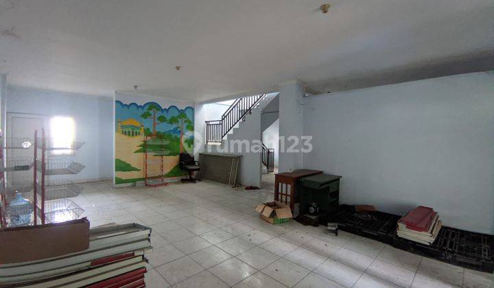 Ruko 2 Lantai Bagus Lokasi Strategis di Jl. Raya Cibeber 2