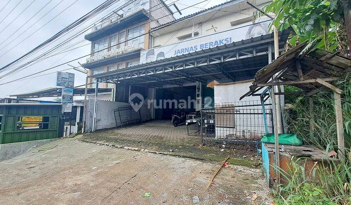 Ruko Bagus Halaman Luas Cocok Untuk Bisnis Lokasi Strategis 2