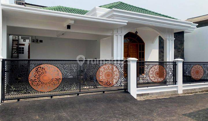 Rumah 2 Lantai Bagus American Style Modern Siap Huni 1