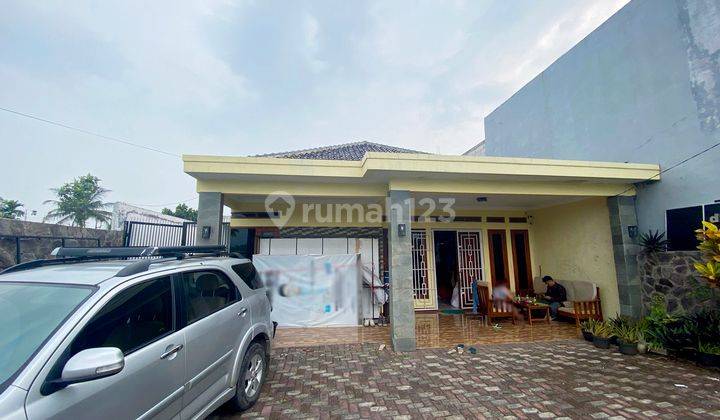 Rumah Bagus Halaman Luas Siap Huni Dekat Pusat Kota Cianjur 2