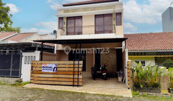 Rumah Minimalis Modern 2 Lantai di Komplek Pusat Kota Cianjur 1