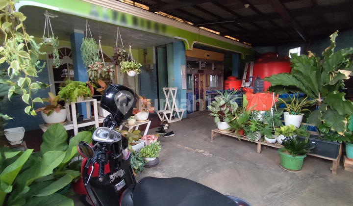 Nice Ready-to-Occupy House in the Center of Cianjur City with Strategic Access 2