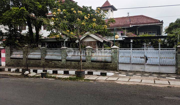 Rumah Klasik Nyaman Terawat Siap Huni, Samping Masjid Agung Cianjur ( Kaum ) 1