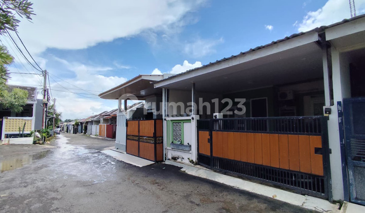 Ready-to-Live Semi-Furnished Modern Minimalist House in Cianjur City 2