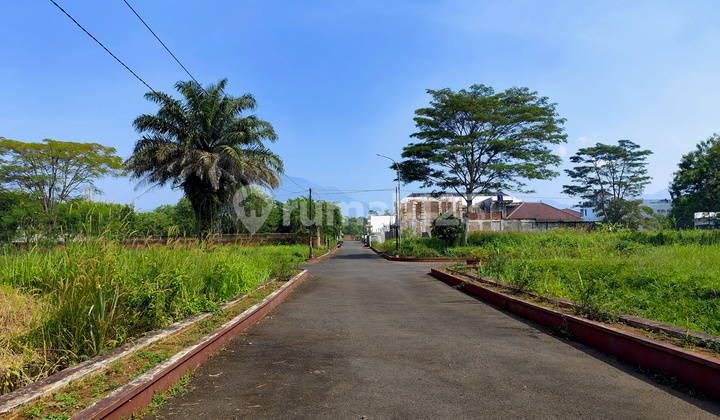 Premium 1300 m2 Land Plot in the Center of Cianjur City Premium 1300 m2 Land Plot in the Center of Cianjur City