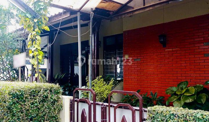 Rumah Vintage Bagus Siap Huni di Pusat Kota Cianjur 2