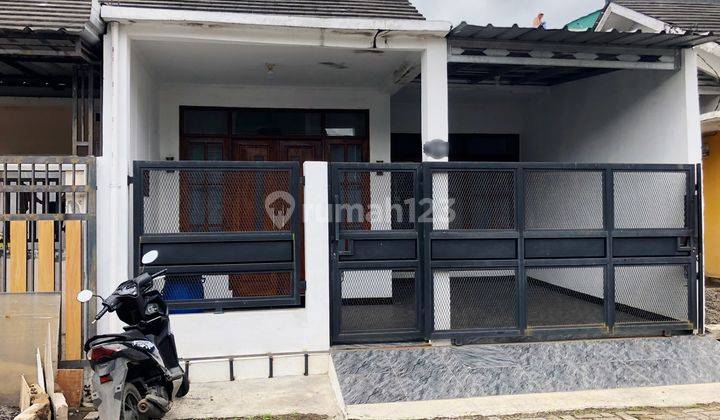 Rumah Bagus Minimalis Modern Siap Huni dekat Pusat Kota Cianjur 1