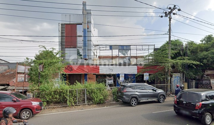 Land on the National Road in Downtown Cianjur is Suitable for Business.