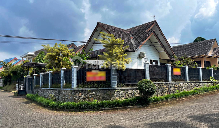 Villa Asri Luas, Nyaman, Sejuk, & Siap Huni