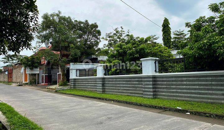 Hunian Mewah & Luas di Lokasi Strategis – Siap Huni! 1