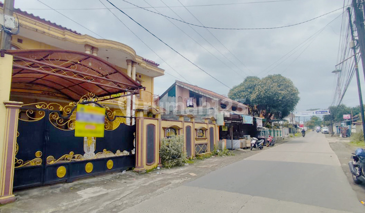 2-Storey Luxury House Ready to Occupy Near Cianjur City Center 2