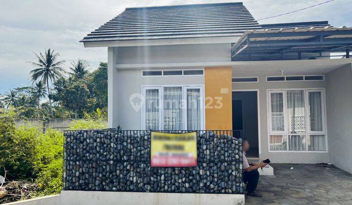 Rumah Minimalis Keluarga di Perumahan dekat Pusat Kota Cianjur 1