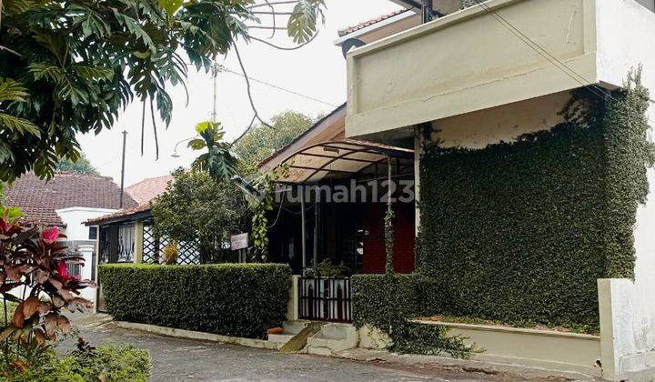 Rumah Vintage Bagus Siap Huni di Pusat Kota Cianjur 1